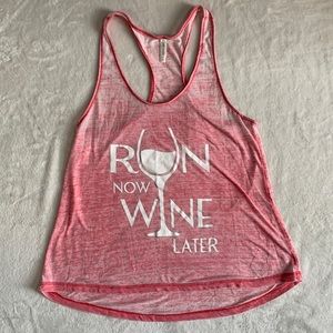 Woman’s graphic tank. Size Medium